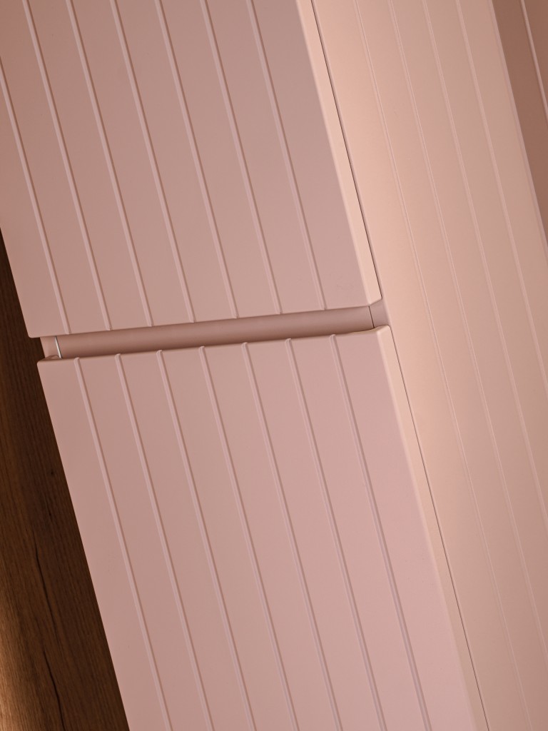 COMAD - Vysoká skrinka 2 dvierka ICONIC ROSE 5907611656228