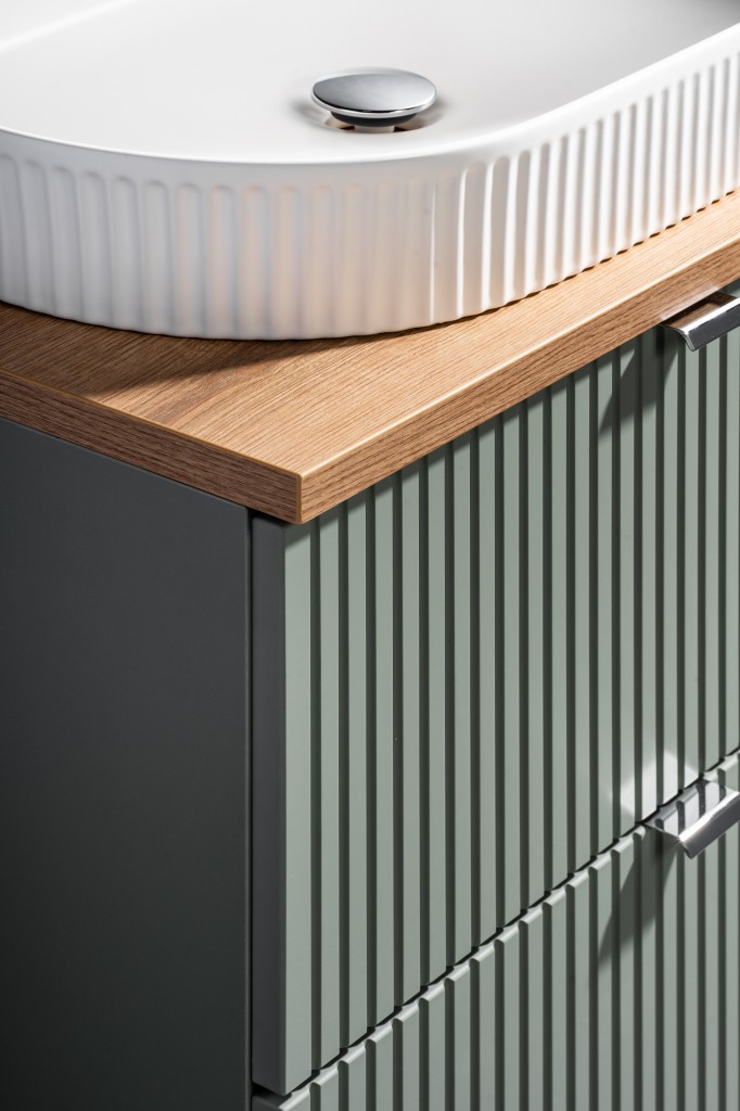 Comad Line Reed Green skrinka 80x39x57 cm zelená LINE REED GREEN D 82-80-2S