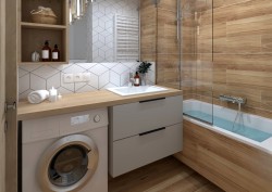 Malá kúpeľňa s vaňou obloženou drevodekorom, doskou nad práčkou, umývadlom v skrinke a obkladom s geometrickým vzorom