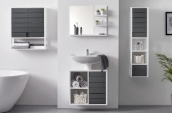 Set kúpeľňového nábytku v bielej a antracitovej: závesná skrinka s umývadlom na sokli, zrkadlo s policou a skrinky na uteráky a kozmetiku