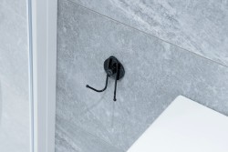 HOPA - Drôtený vešiak na stenu na nalepenie 3M, čierna farba (KD02091662)